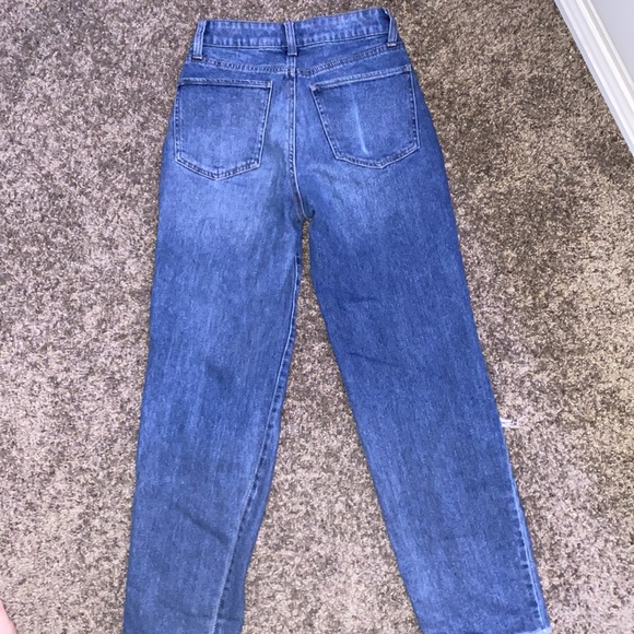 Jeans - Picture 2 of 4